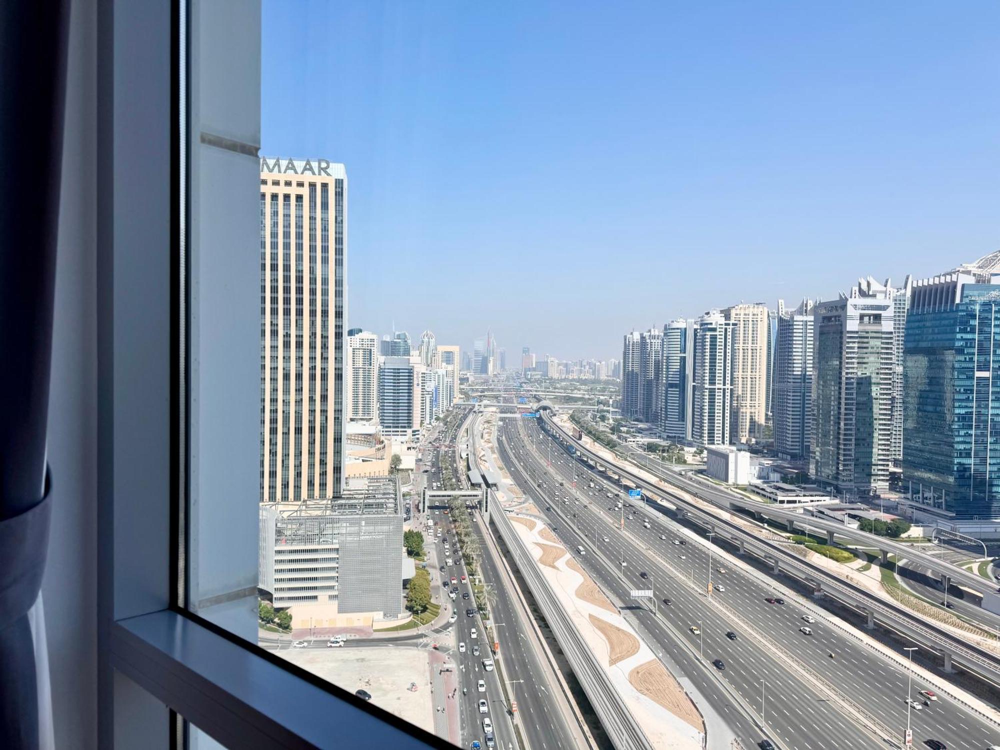 2 Bed In La Riviera Tower, Marina Near Metro And Mall, 12-min Walk To Jbr Beach! अपार्टमेंट *